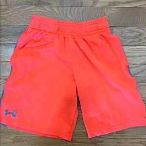 Under Armour Orange Athletic Shorts Moisture-Wicking Mid-Thigh